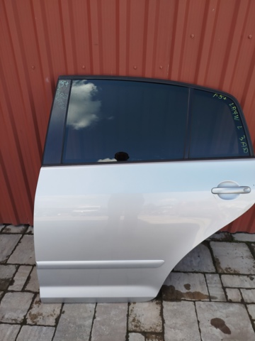 Двері задні 5M0833301M VAG