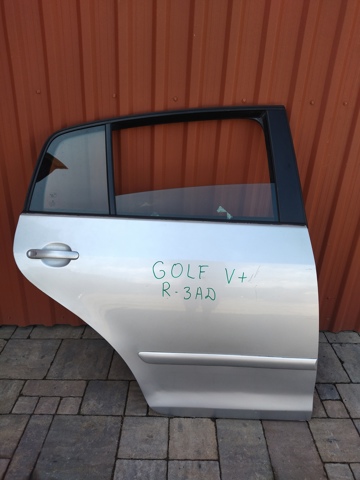 Двері задні в зборі 5M0833302M VAG