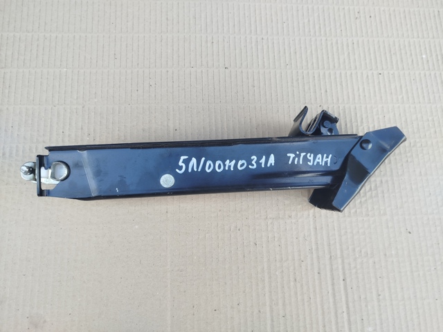 Домкрат 5N0011031A VAG
