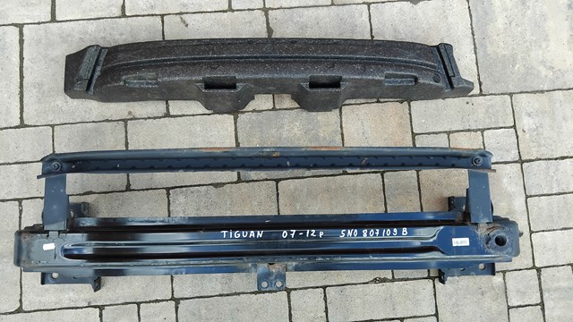 Підсилювач бампера переднього 5N0807109B VAG