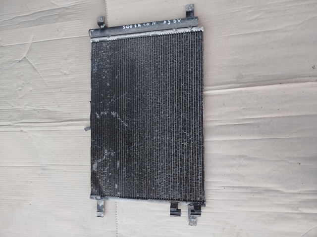 Радіатор системи охолодження кондиціонера Audi Q3