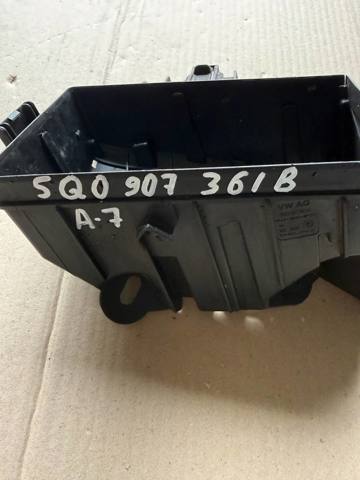 Корпус блока запобіжників 5Q0907361B VAG
