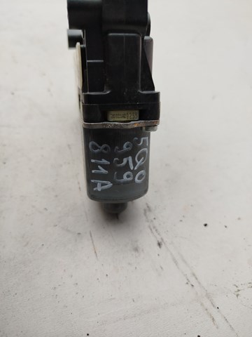 Привід ліфта задній 5Q0959811A VAG