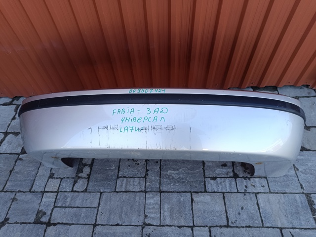 Буфер (бампер) задній Skoda Fabia I