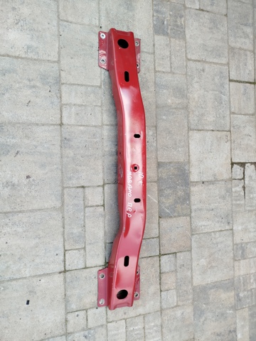 Підсилювач бампера переднього Opel Movano B