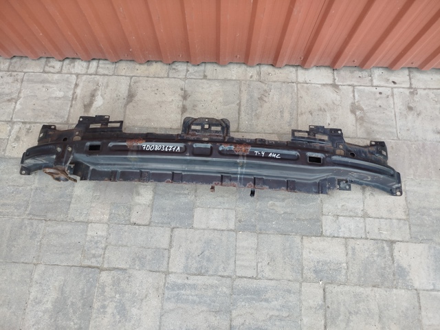 Рамка радіатора нижня 7D0803671A VAG