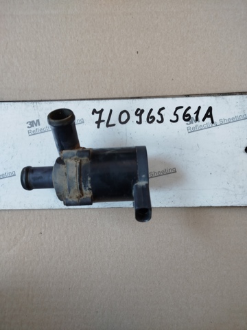 Водяний насос охолодження електричний додатковий 7L0965561A VAG