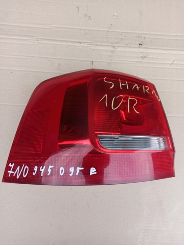 Стоп задній 7N0945095E VAG