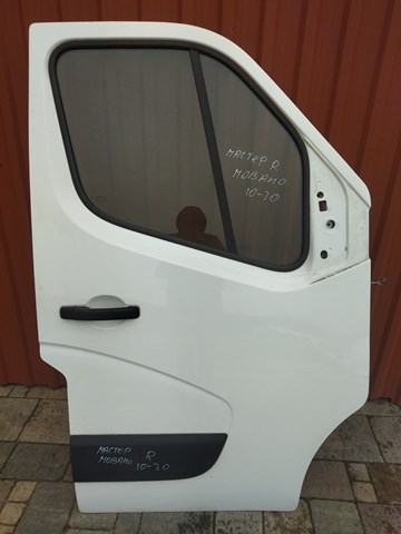 Дверка передня права Опель Мовано B