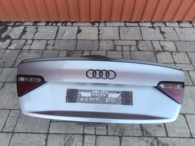 Задні двері багажника Audi A5