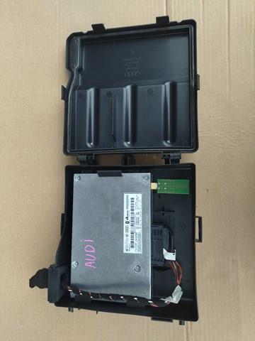 Блок керування Bluetooth 8T0862335E VAG