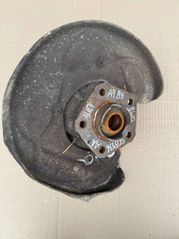 Кулак поворотний правий 8W0505436AA VAG