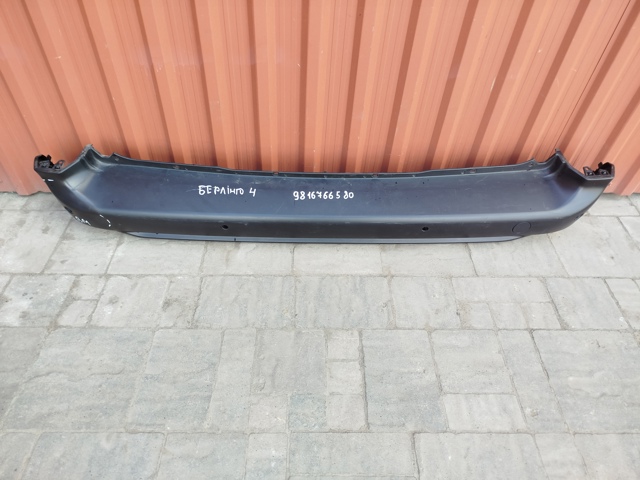 Буфер (бампер) задній 9816766580 PEUGEOT