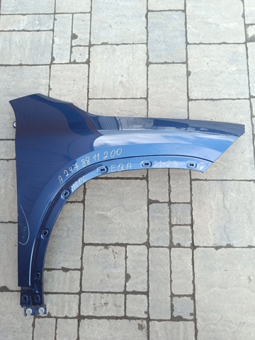 Переднє праве крило A2478811200 MERCEDES