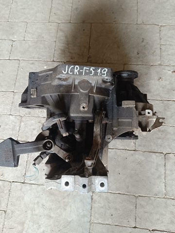Ручна коробка передач JCR VAG