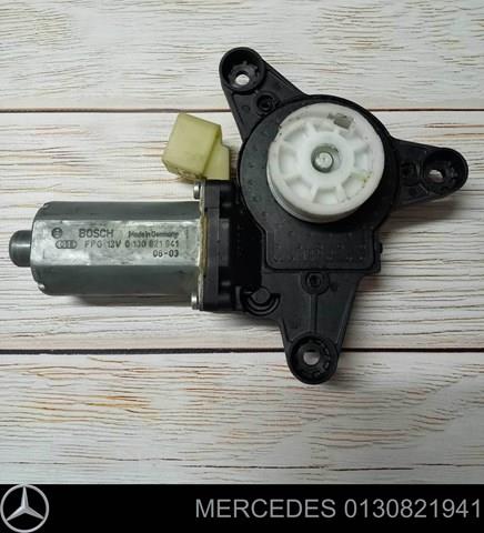Мотор склопідйомника водійських дверей 0130821941 MERCEDES