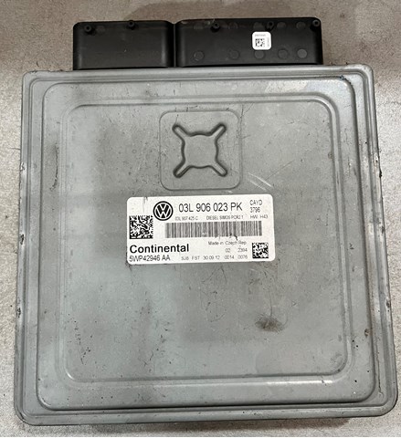 Комп'ютер двигуна 03L906023PK VAG
