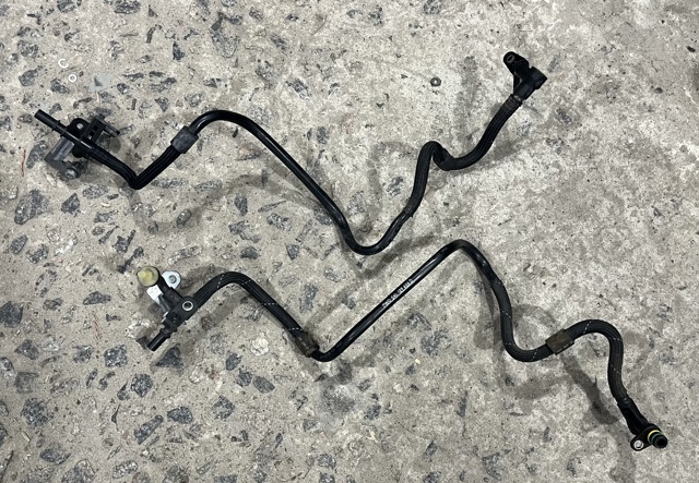 Шланг вакуумний керування EGR 04L129456D VAG