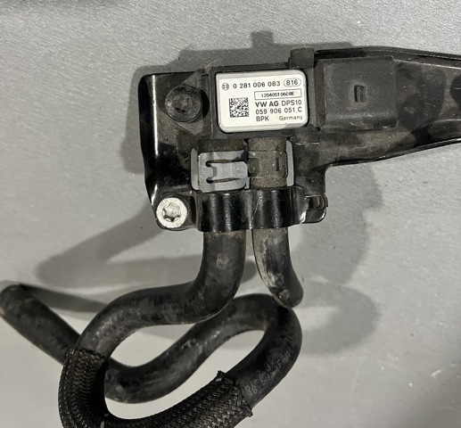 Датчик тиску вихлопних газів 059906051C VAG