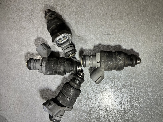 Форсунка інжектора 06A906031BT VAG