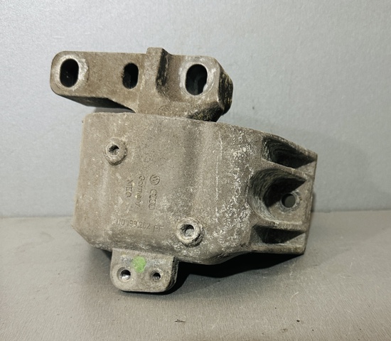 Права опора двигуна 1J0199262BF VAG
