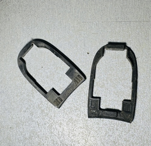Накладка ручки дверей 1K0837211 VAG