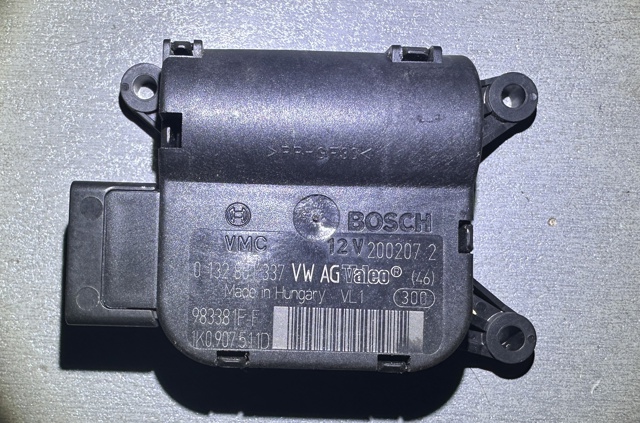 Двигун заслінки печі 1K0907511D VAG