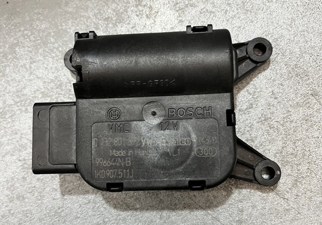 Двигун заслінки печі 1K0907511J VAG