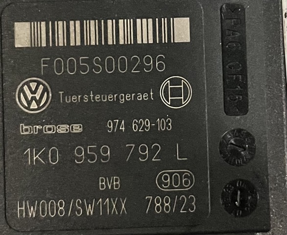 Мотор склопідйомника дверей передніх, правих 1K0959792L VAG
