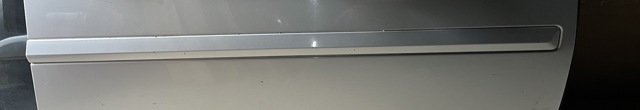 Молдинг передніх правих дверей 1Z0853518A VAG