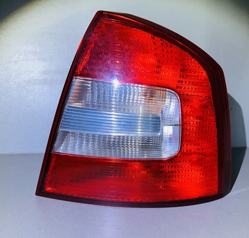 Задні ліхтарі 1Z5945096B VAG