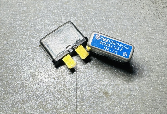 Запобіжник 443937105B VAG