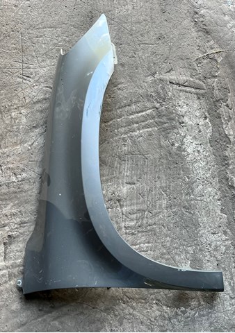 Переднє праве крило 5L0821022 VAG