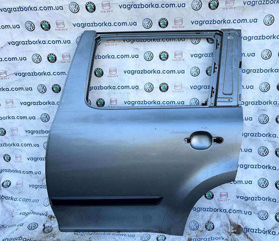 Двері задні, ліві 5L0833055 VAG