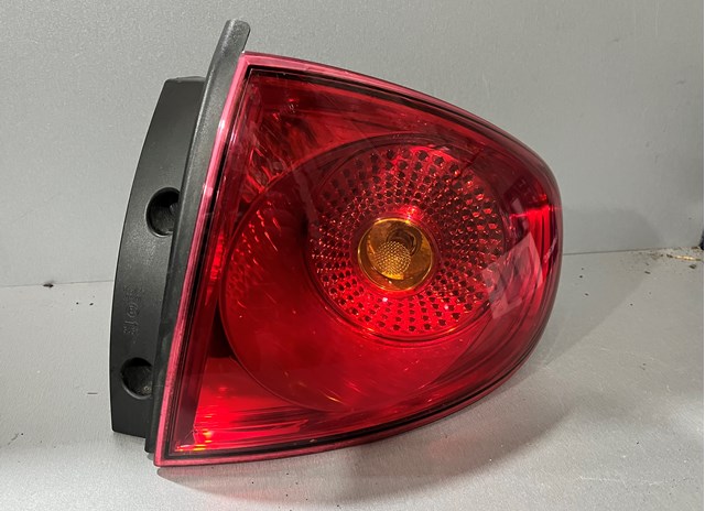 Задні ліхтарі 5P0945096D VAG