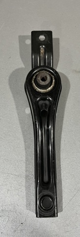 Задня опора двигуна Ауді А3