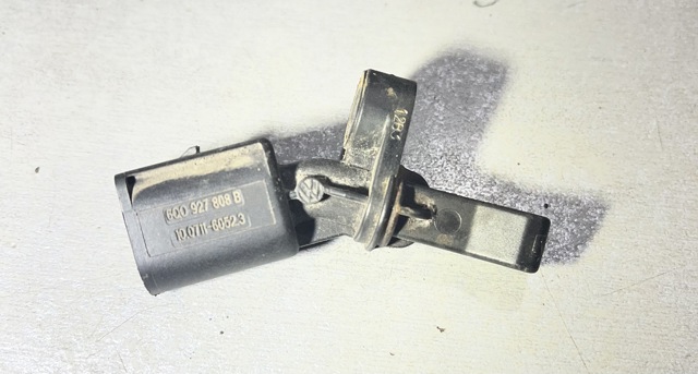 Датчик АБС (ABS) задній правий 6Q0927808B VAG