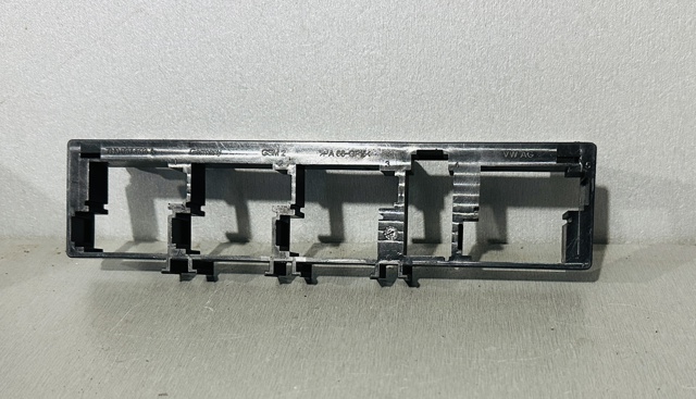 Коробка запобіжників 7N0937503A VAG
