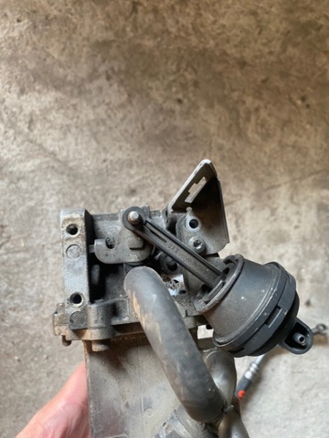 Регулююча заслонка EGR 059131063D VAG