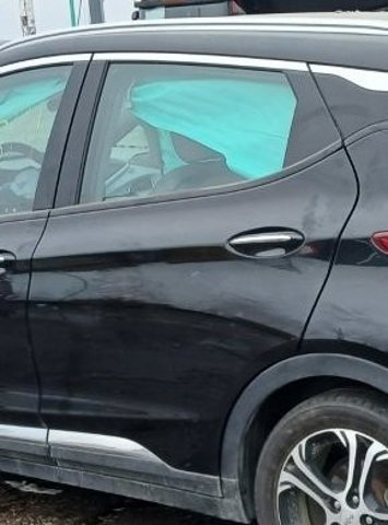 Двері пасажирськи задні ліві 42598839 GM