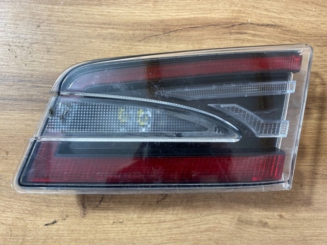 Ліхтар задній правий, внутрішній 600592400C TESLA