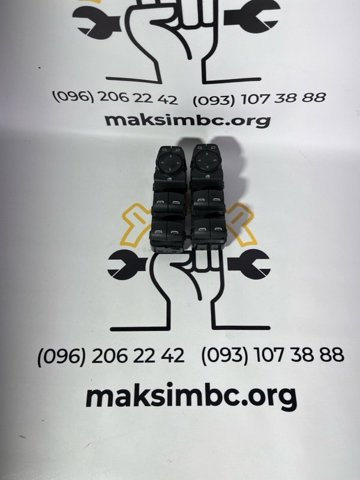 Кнопки переднього лівого склопід'ємника 84699725 GM