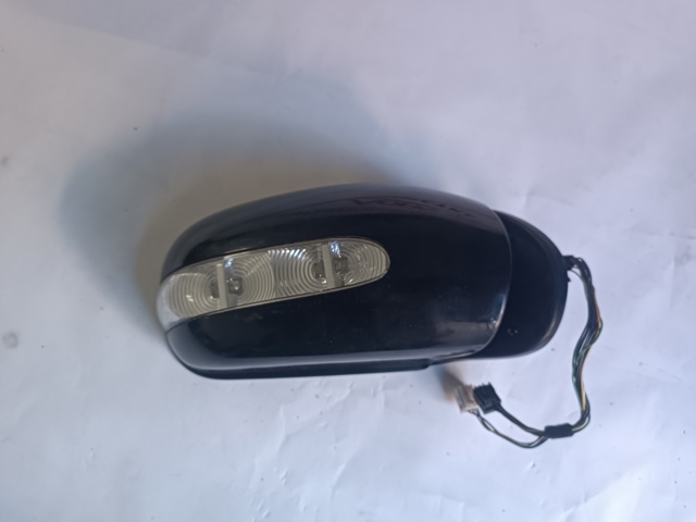 Праве бокове дзеркало 413133418 MERCEDES
