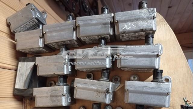 Датчик поперечного прискорення (ESP) A0025428918 MERCEDES