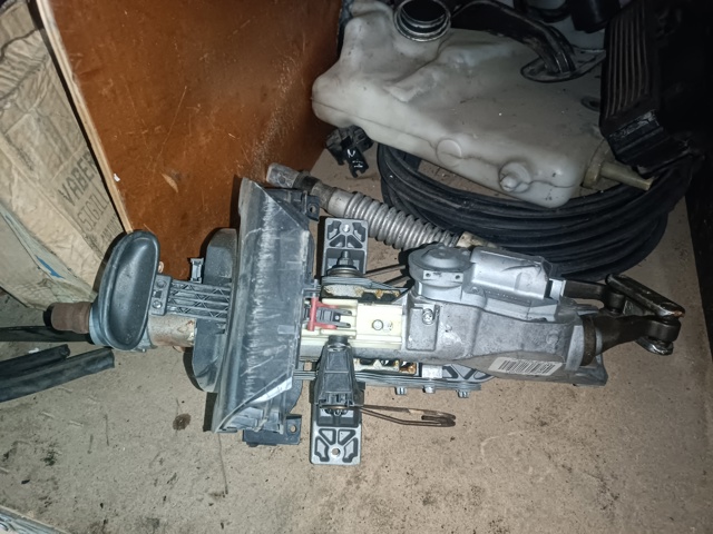 Рульова колонка A2114602516 MERCEDES