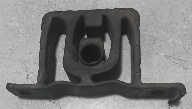 Кронштейн кріплення глушника 1J0253144 VAG