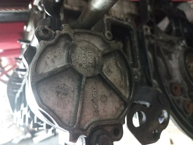 Насос вакуумний 31259227 VOLVO