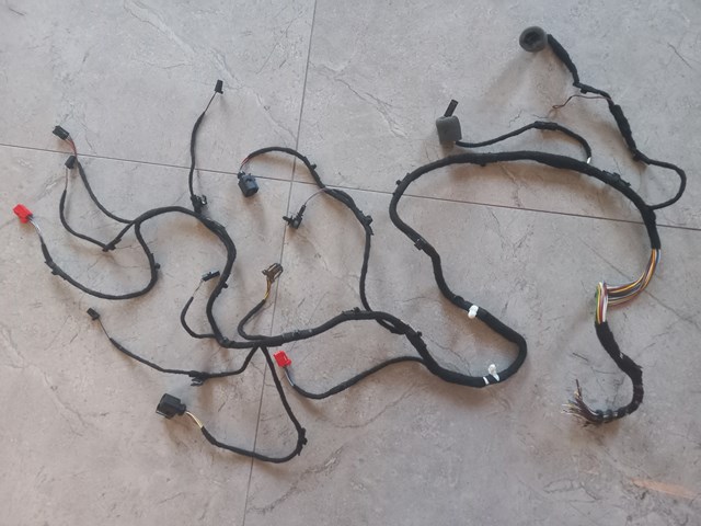 Кришка багажника кузова 80A827025D VAG