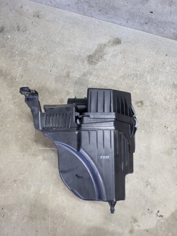 Корпус повітряного фільтра 165006RC1B NISSAN