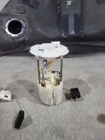 Електробензонасос 170404HK1A NISSAN